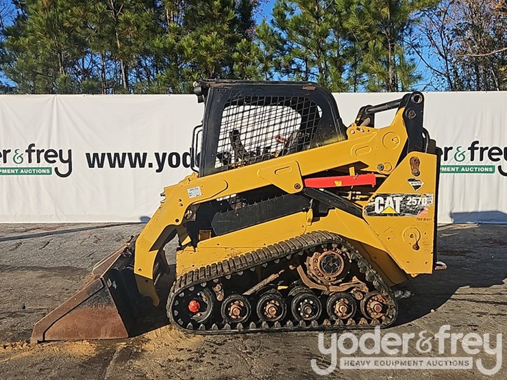 2019-caterpillar-257d-image-3