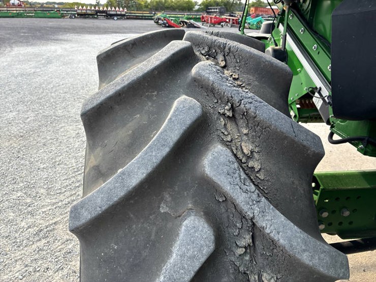 2018-john-deere-s780-image-48