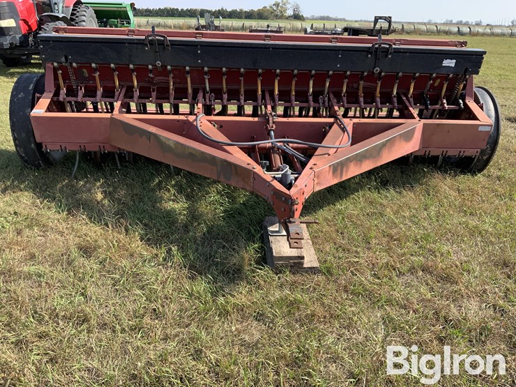 case-ih-5100-image-2