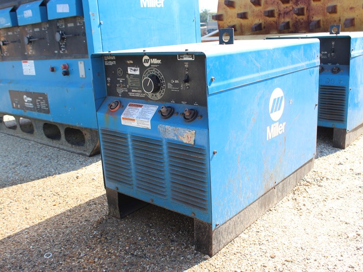 #3518-•-miller-srh-333-3-phase-welding-machine-image-1