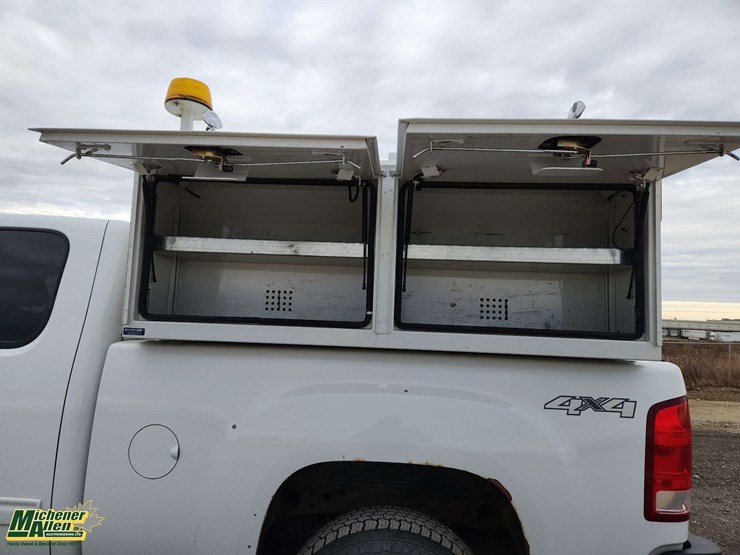 2013-gmc-sierra-2500hd-sle-image-25