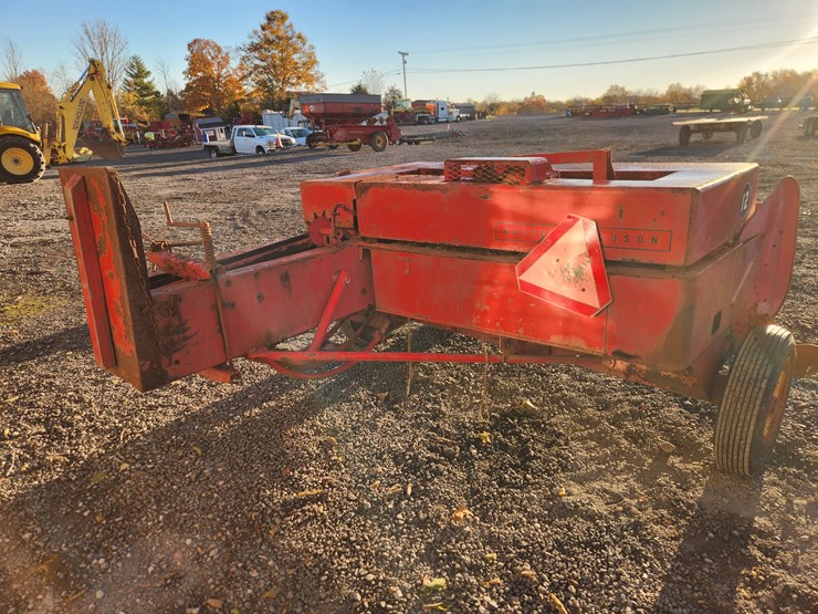 massey-ferguson-12-image-3