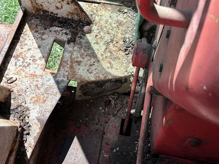 cockshutt-1550-image-59