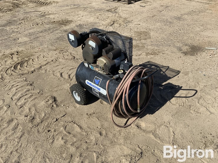 industrial-air-20-gal-air-compressor-image-3