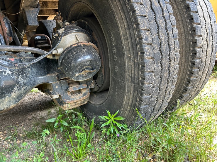 #9394-•-2007-mack-mr-mr600s-t/a-daycab-garbage-truck-vin:-1m2k189c07m036142-image-15