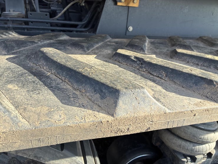 #114632-•-cat-85e-#6js00405-image-39