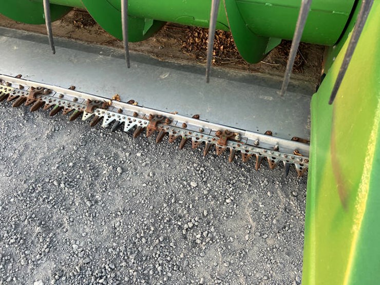 2014-john-deere-625f-image-7