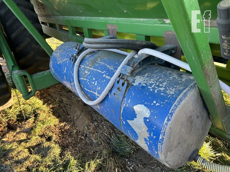 2010-parker-1348-image-12