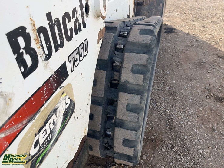 2015-bobcat-t550-image-10