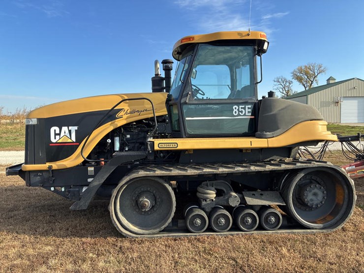 #114632-•-cat-85e-#6js00405-image-3