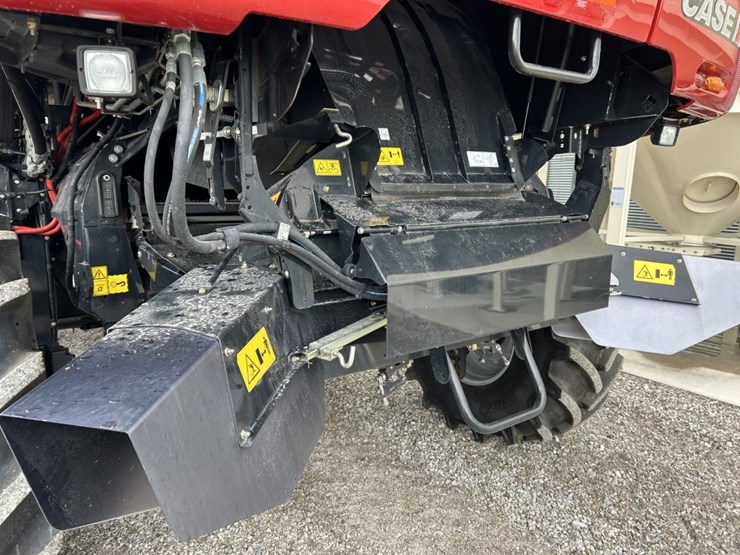 2019-case-ih-8250-image-32