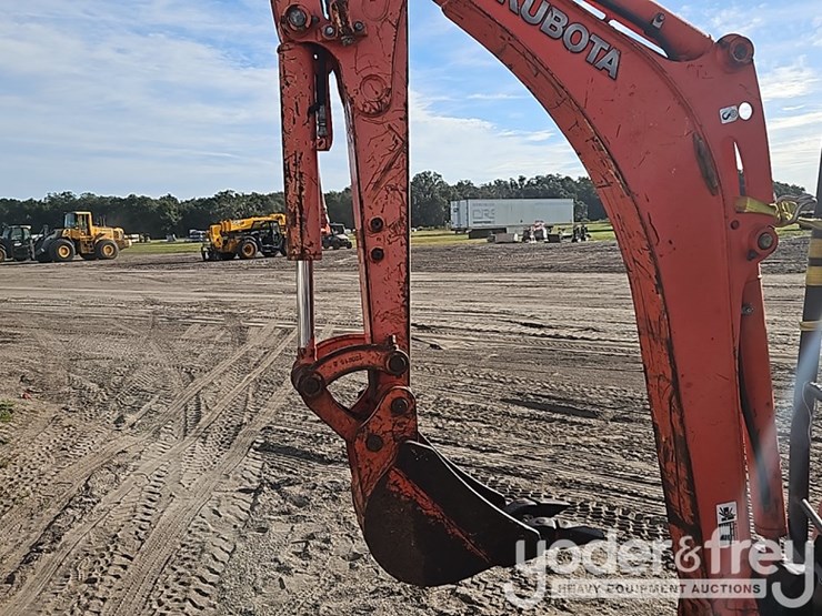 2013-kubota-u17-image-20