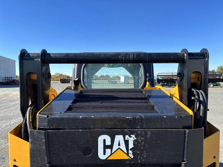 2018-caterpillar-259d-image-21