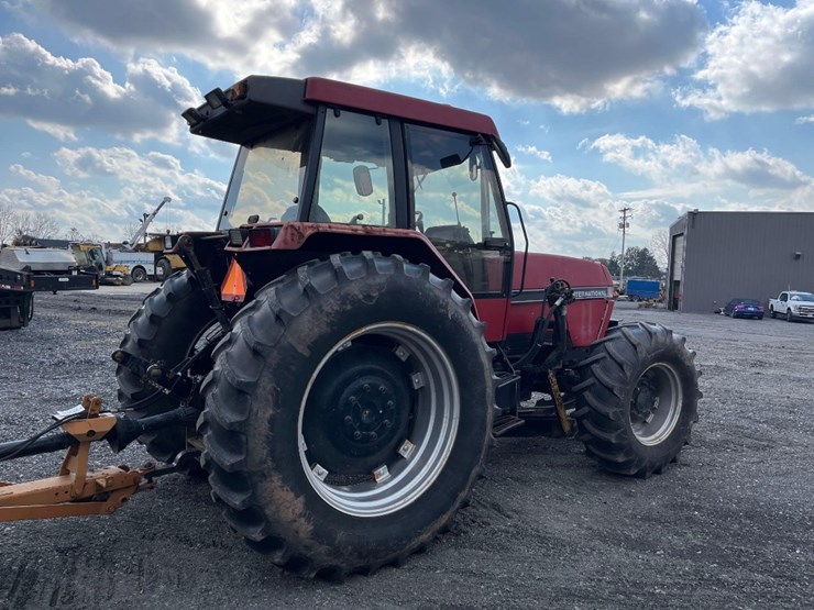 case-ih-5140-image-6