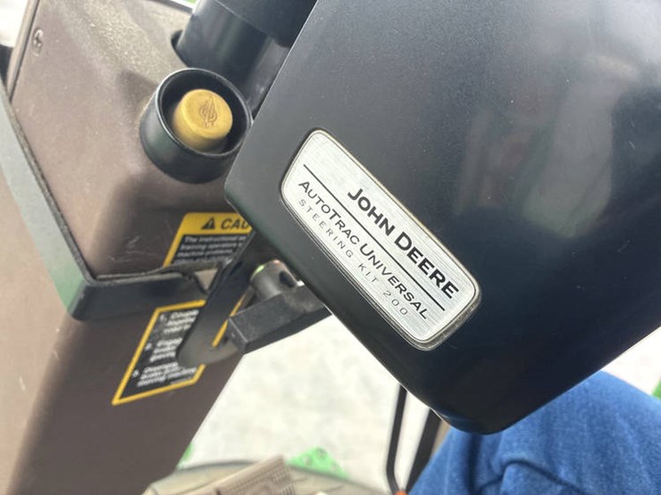 2004-john-deere-9660-sts-image-44