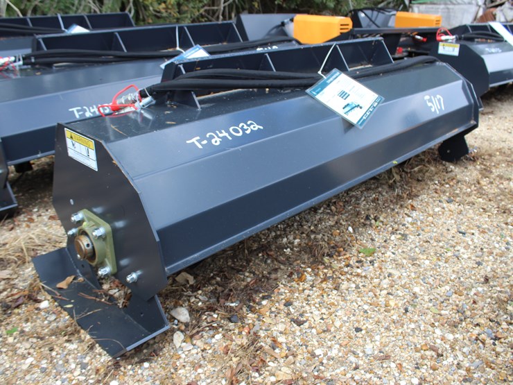 #5117-•-2025-wolverine-skid-steer-hyd-rotary-tiller-attachment-image-1