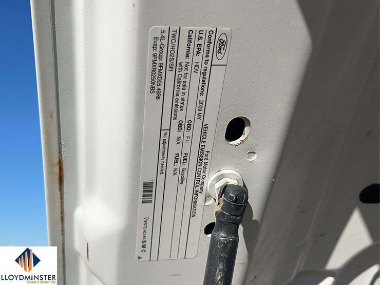 2009-ford-f250-image-26