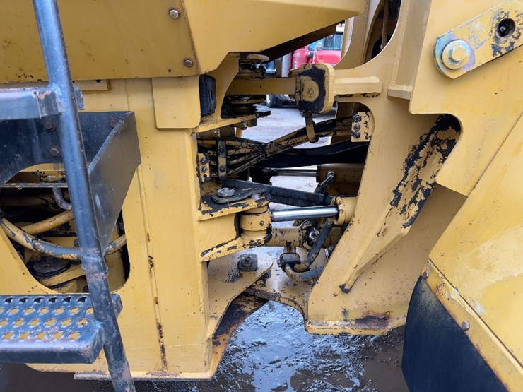 1998-caterpillar-938g-image-17