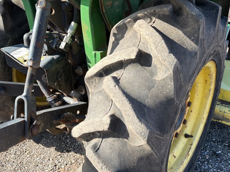 #2401-•-john-deere-855-compact-utility-tractor*-image-13