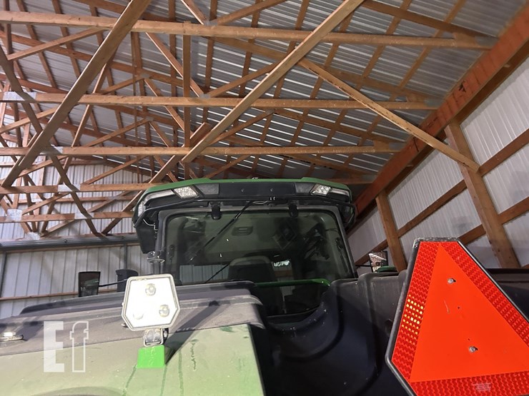 2022-john-deere-9r-590-image-30