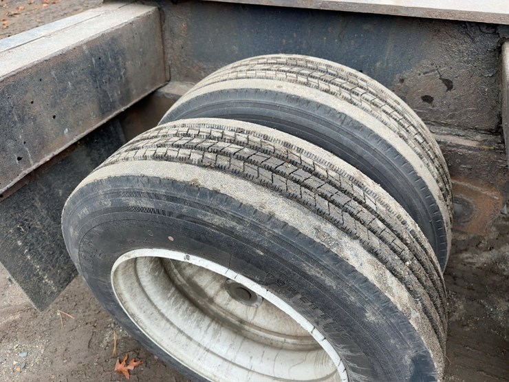 2001-rogers-lowbed-image-14