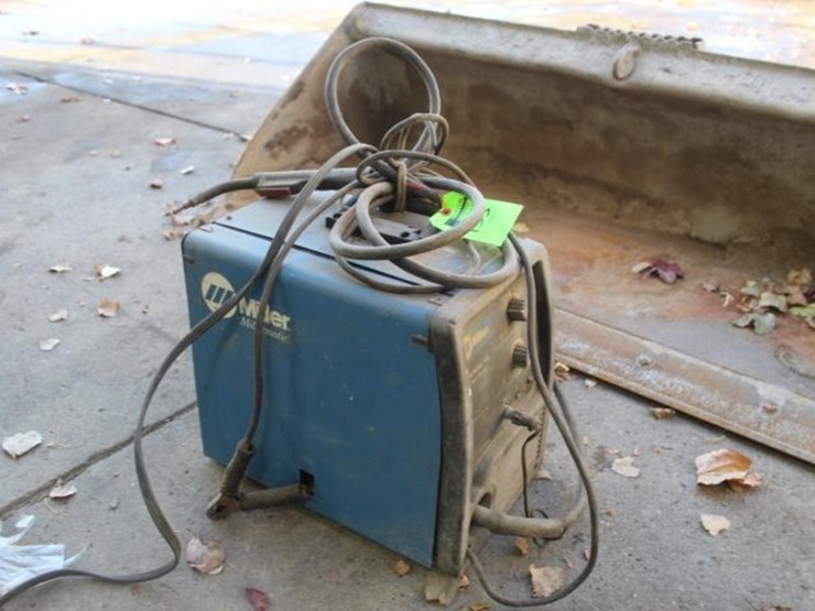 millermatic-#125-115v-wire-welder-image-1