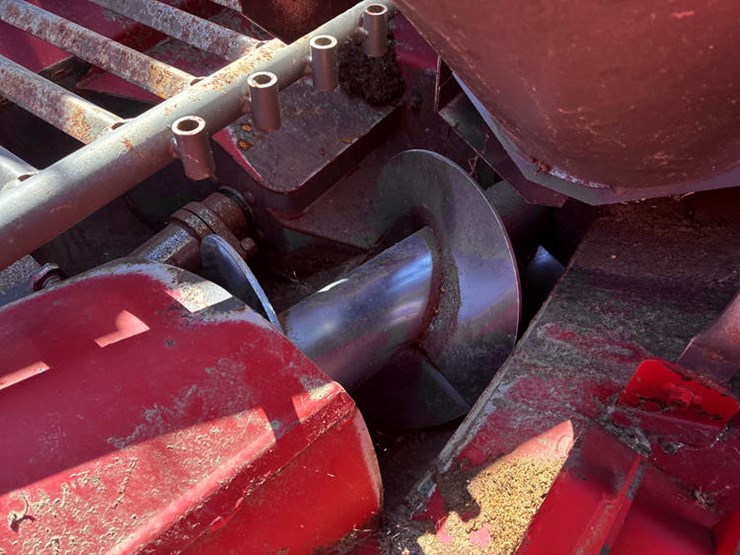 #122136-•-2009-mf-9795-#huc7217-image-104