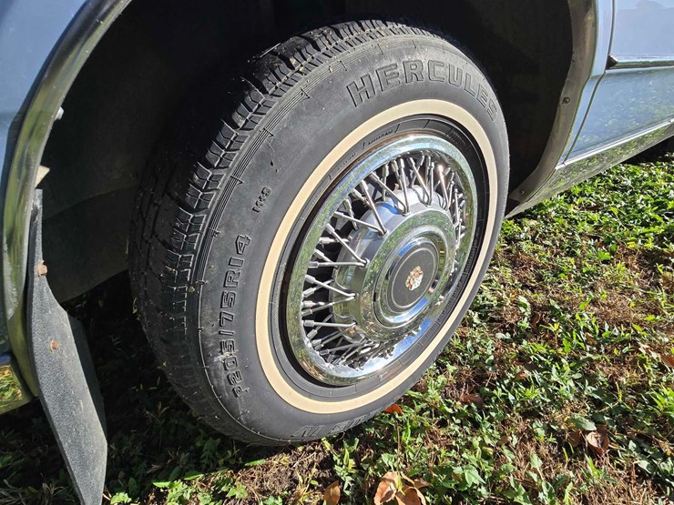 1985-oldsmobile-ninety-eight-regency-image-35