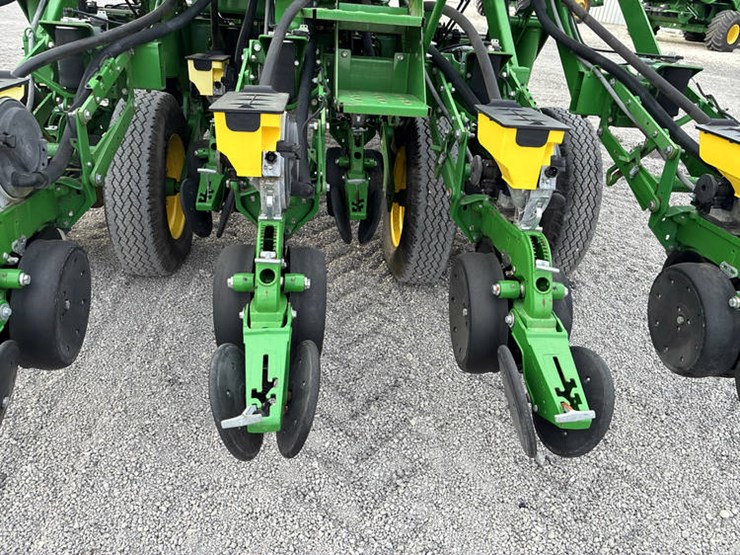 2018-john-deere-1795-image-65