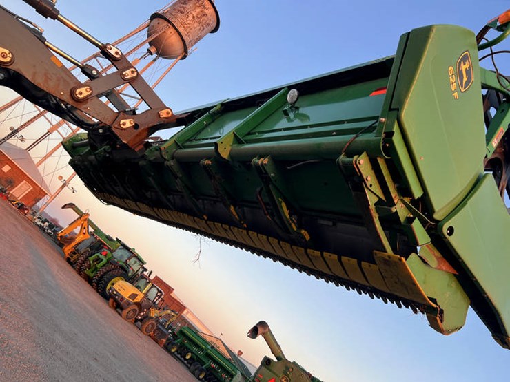 2014-john-deere-625f-image-21