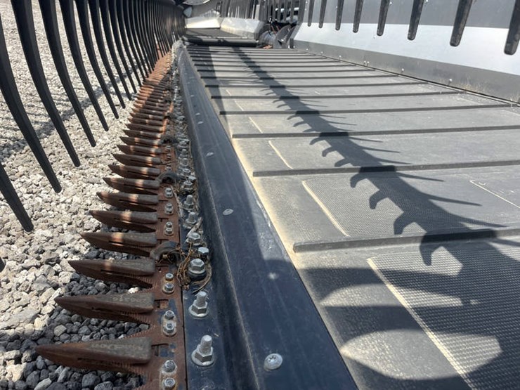 2023-mac-don-fd240-image-4