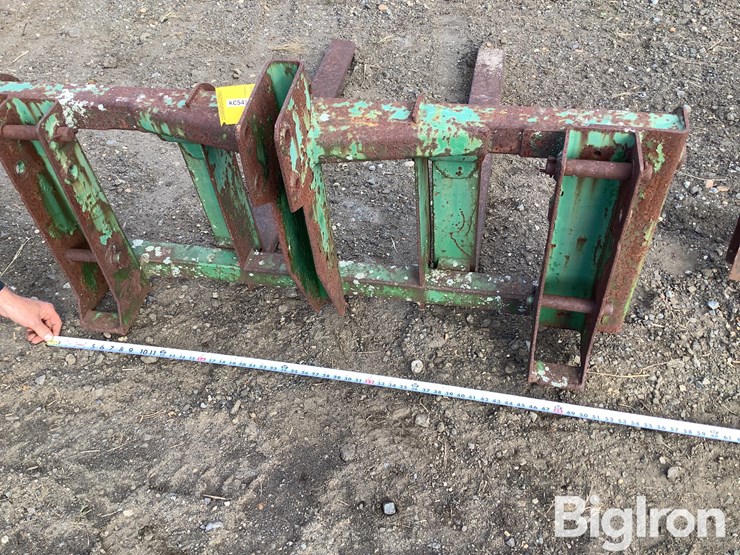 48"-pallet-forks-image-6