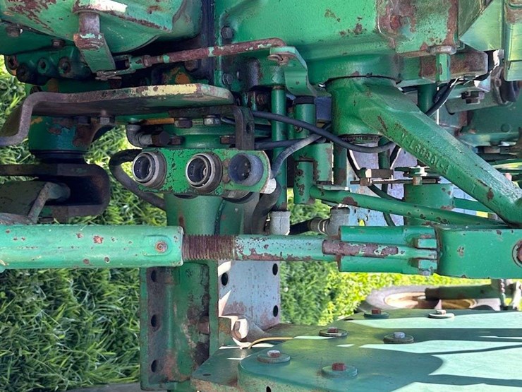 oliver-1555-image-39