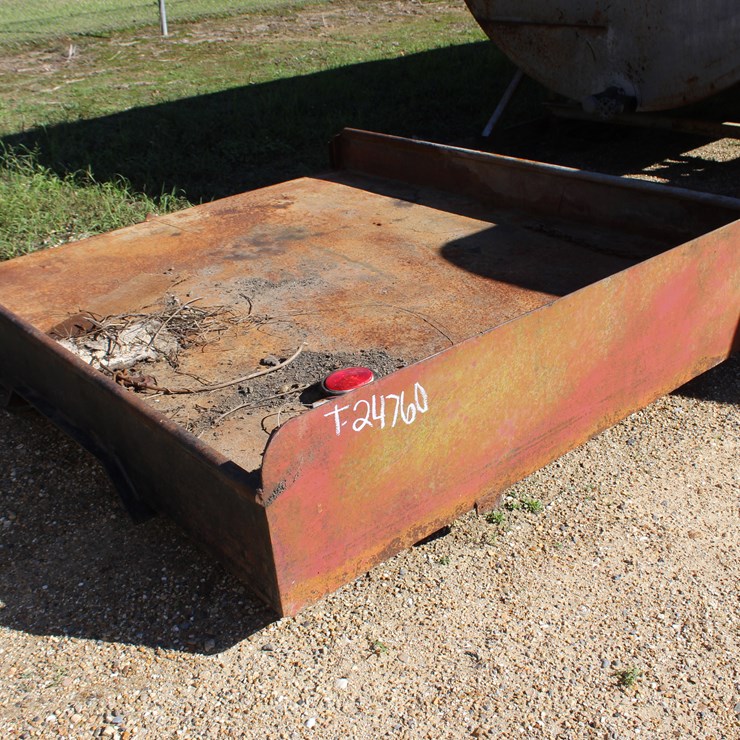 #24760 • STEEL BED