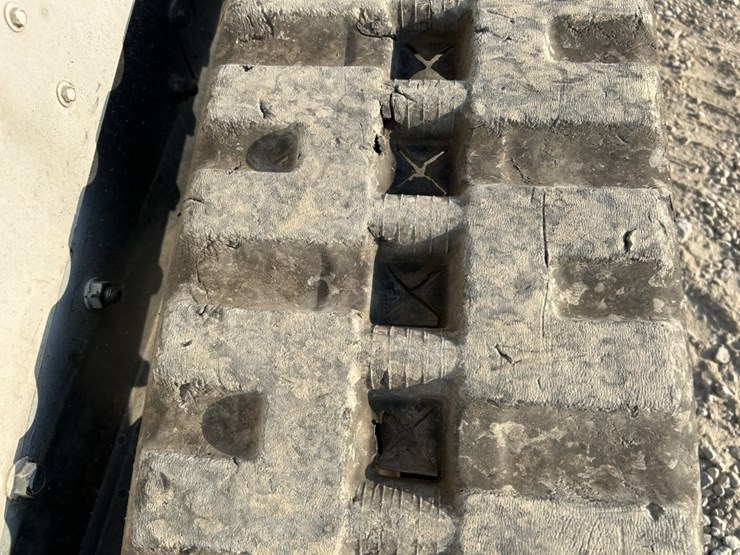 bobcat-t595-image-23