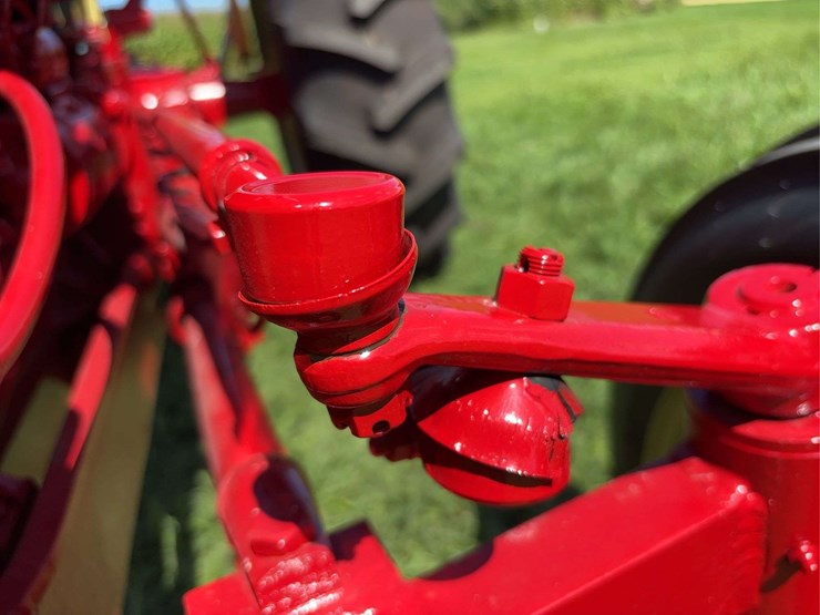 cockshutt-550-image-33