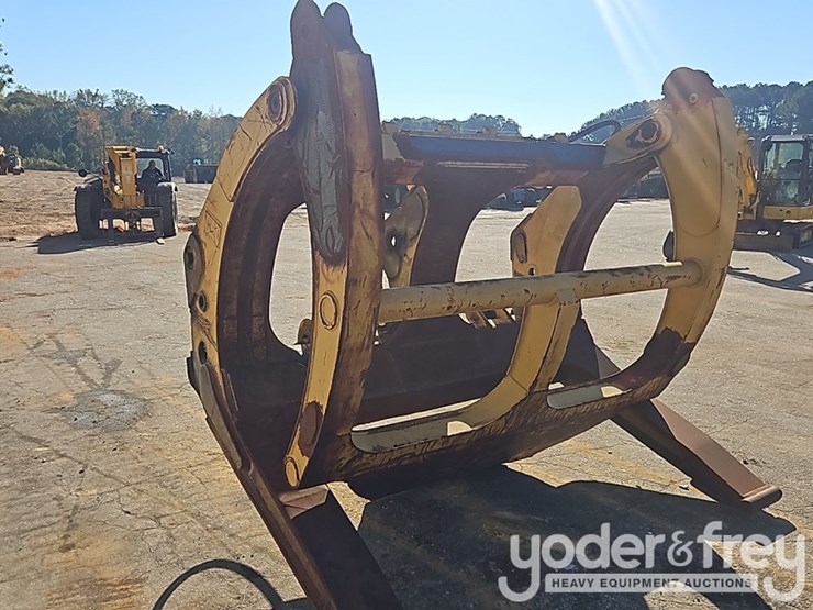 hydraulic-grapple-to-suit-cat-972k-wheeled-loader-image-7