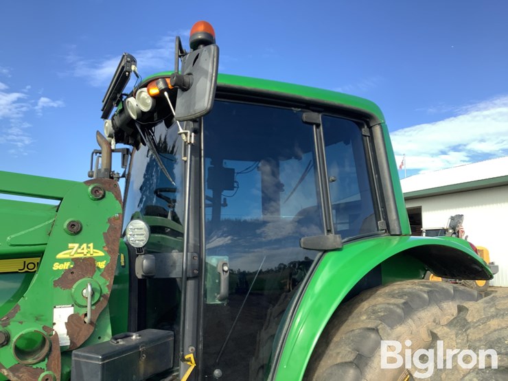 john-deere-7330-premium-image-12