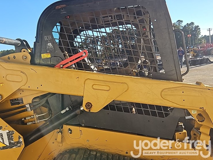 2019-caterpillar-257d-image-25