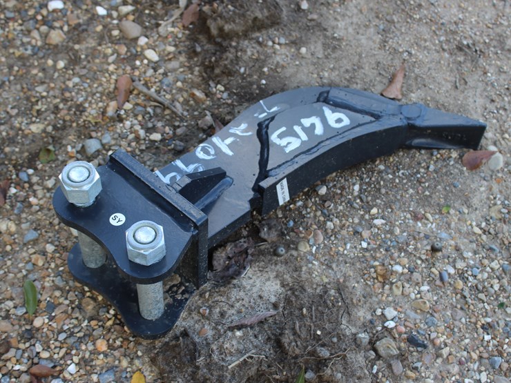 #5176-•-2025-wolverine-mini-ripper-for-excavator-image-1