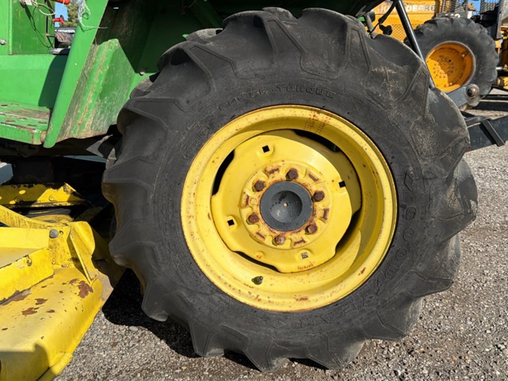 #2401-•-john-deere-855-compact-utility-tractor*-image-12