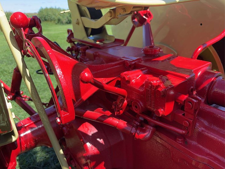 cockshutt-550-image-72