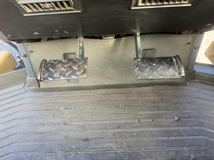 caterpillar-20-image-49