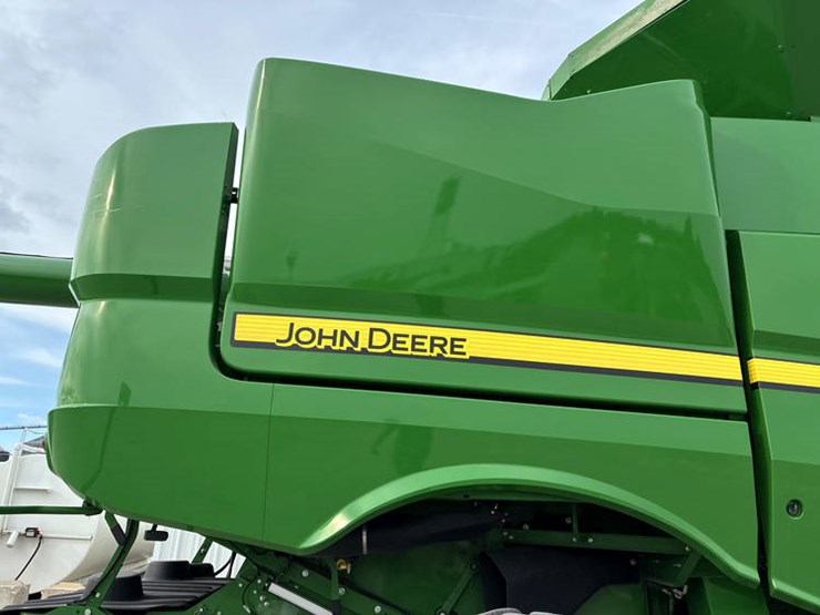 2018-john-deere-s780-image-26