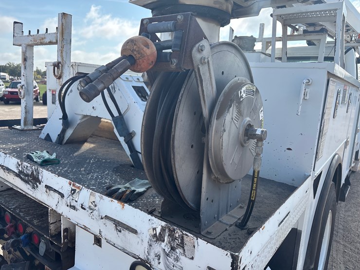 #24576-•-2016-freightliner-image-5