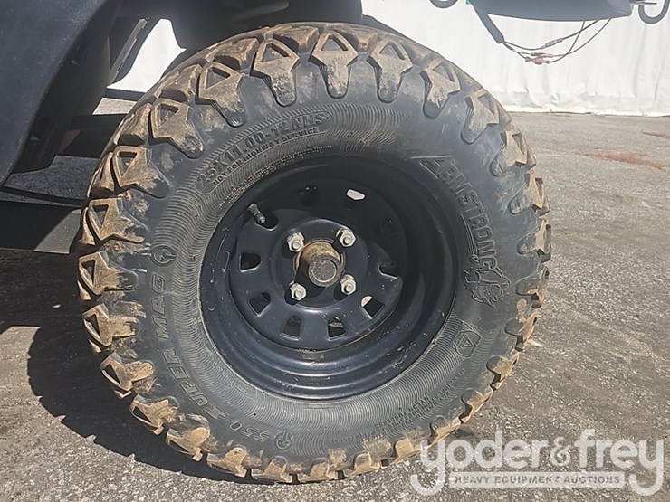 2021-club-car-carryall-1700-image-9