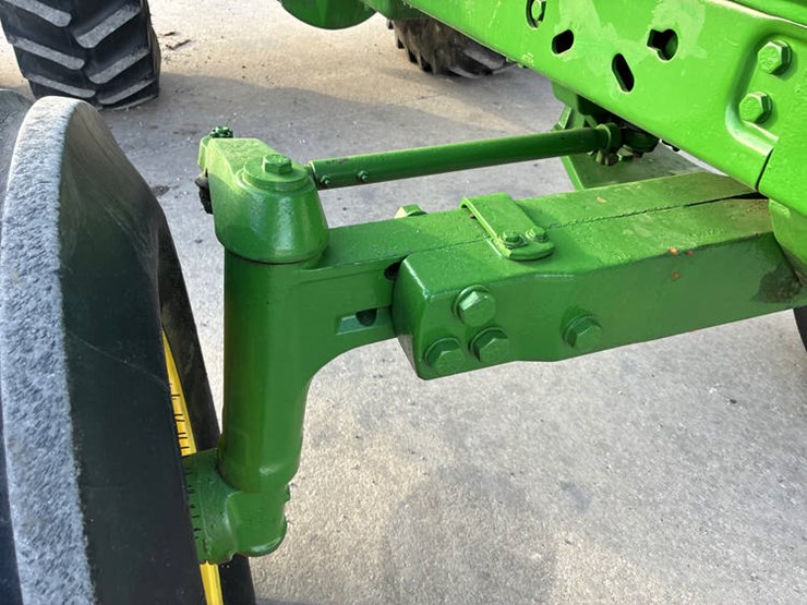 1994-john-deere-4560-image-45