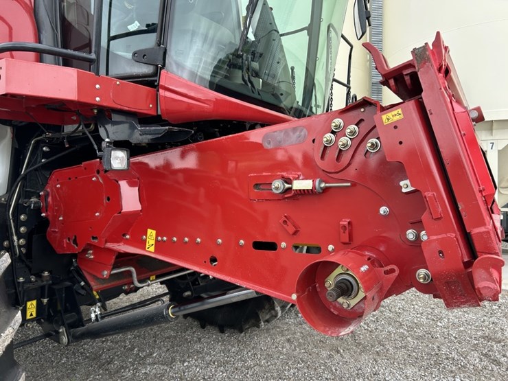 2019-case-ih-8250-image-8