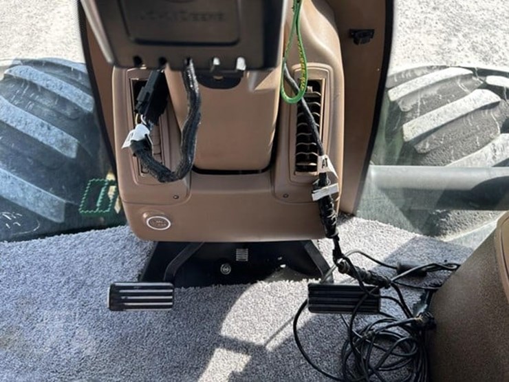 2004-john-deere-9620-image-39