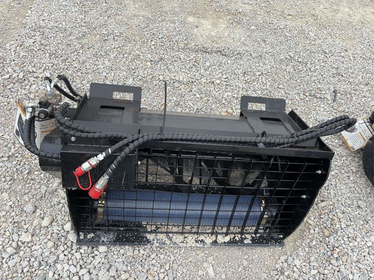 giyi-hydraulic-skid-steer-mixing-bucket-image-2